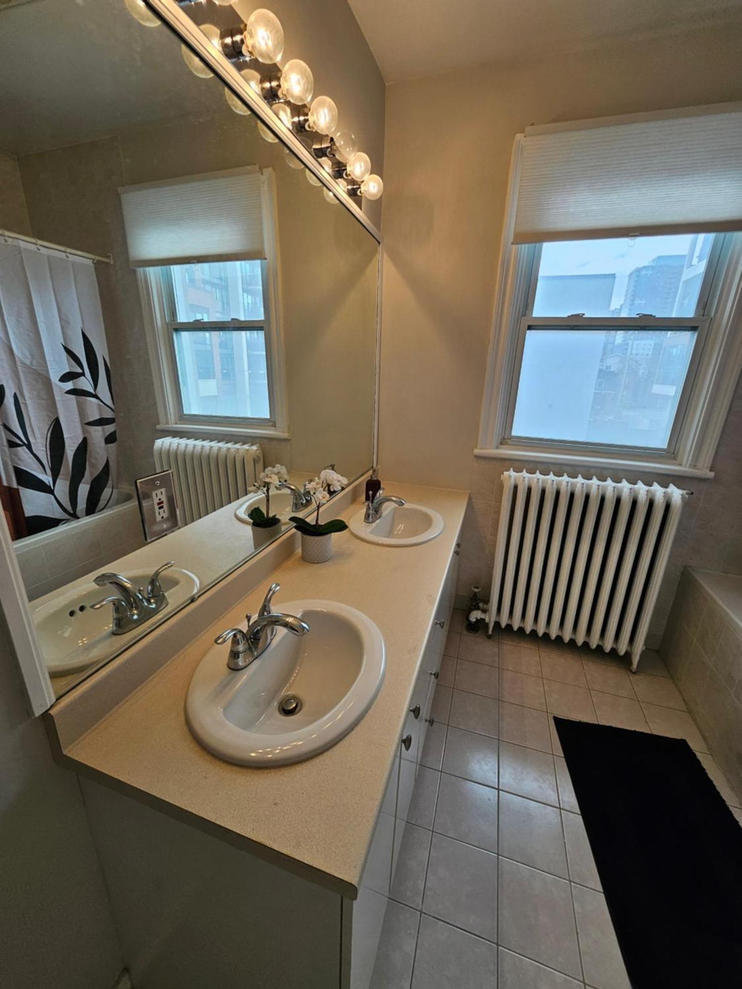 Ottawa Downtown Cozy Guesthouse Exterior photo