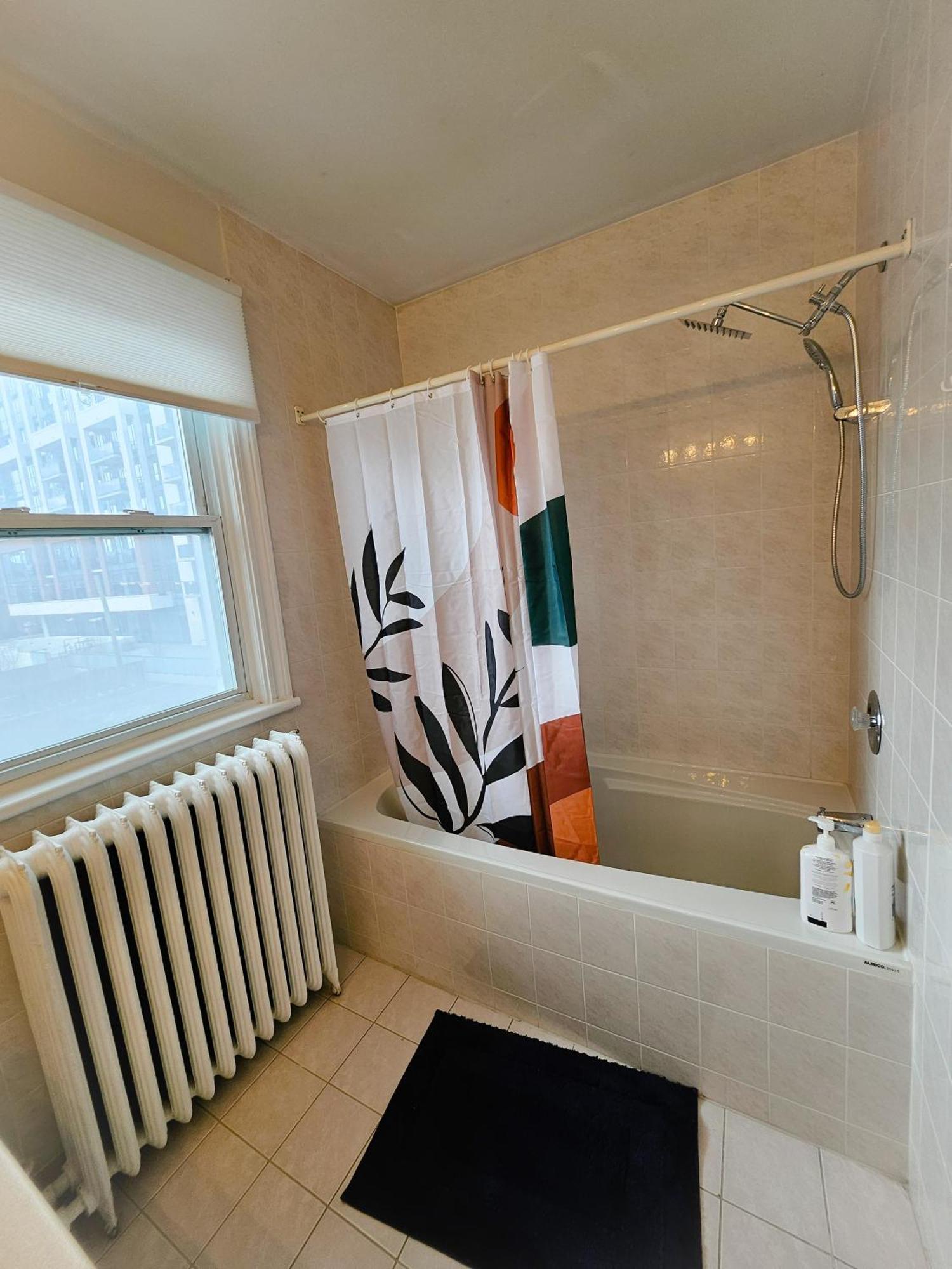 Ottawa Downtown Cozy Guesthouse Exterior photo